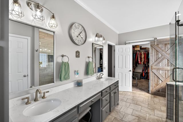 820 Old Island Ford Road, Chesnee, SC 29323