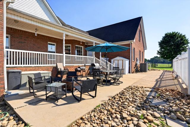 820 Old Island Ford Road, Chesnee, SC 29323