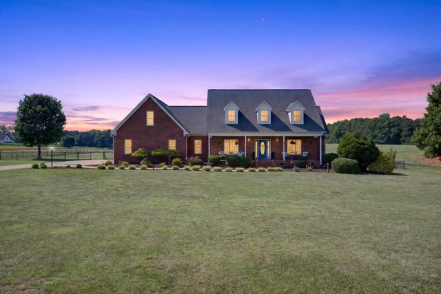 820 Old Island Ford Road, Chesnee, SC 29323
