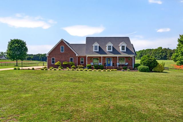 820 Old Island Ford Road, Chesnee, SC 29323