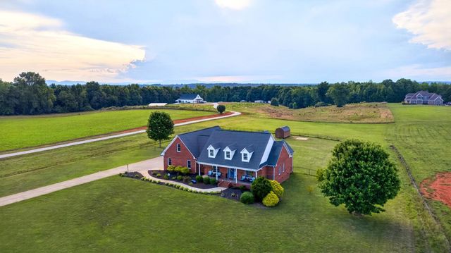 820 Old Island Ford Road, Chesnee, SC 29323