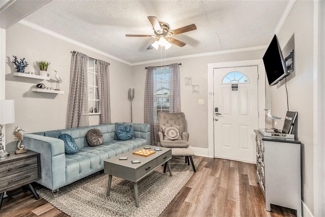 1113 28th Street, Galveston, TX 77550
