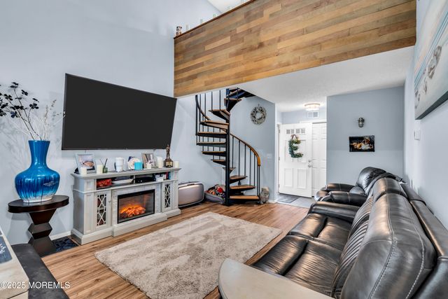 2230 Bridge Avenue 19, Point Pleasant, NJ 08742