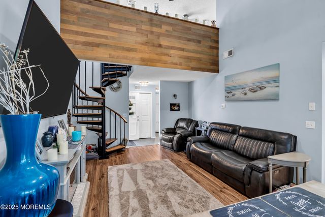 2230 Bridge Avenue 19, Point Pleasant, NJ 08742