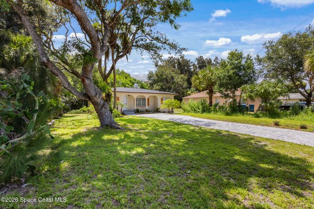 2254 Pelham Street NE, Palm Bay, FL 32905