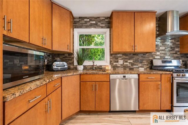 4 Alexander Road, East Brunswick, NJ 08816