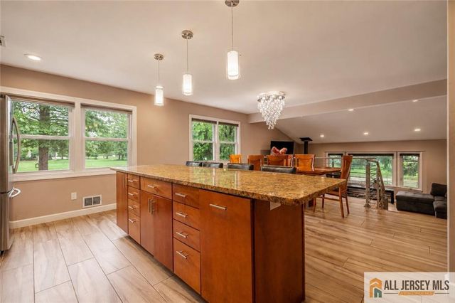 4 Alexander Road, East Brunswick, NJ 08816