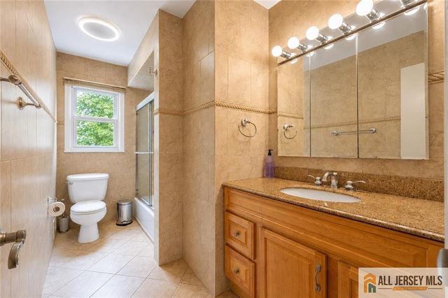 4 Alexander Road, East Brunswick, NJ 08816
