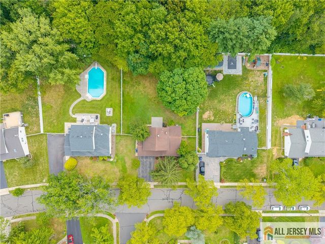 4 Alexander Road, East Brunswick, NJ 08816