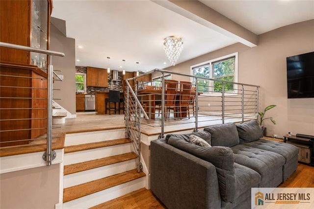 4 Alexander Road, East Brunswick, NJ 08816