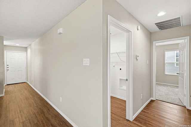 9511 Apple Ridge, San Antonio, TX 78239
