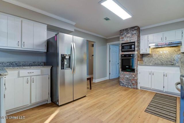 532 Millbrook Parkway, Picayune, MS 39466