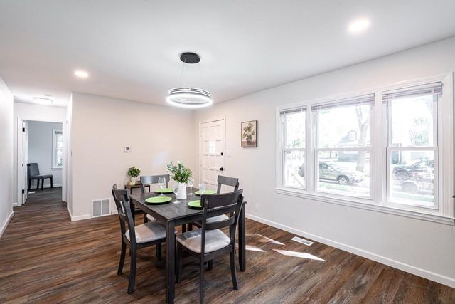 4575 N 44th STREET, Milwaukee, WI 53218