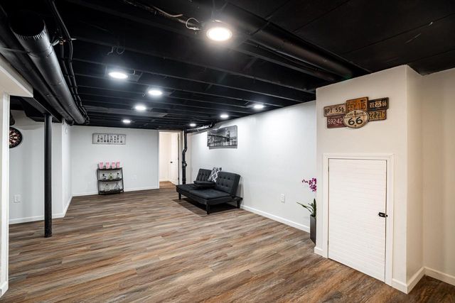 4575 N 44th STREET, Milwaukee, WI 53218