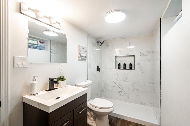 4575 N 44th STREET, Milwaukee, WI 53218