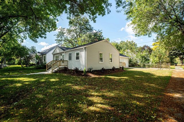 4575 N 44th STREET, Milwaukee, WI 53218