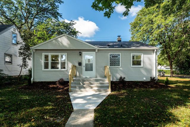 4575 N 44th STREET, Milwaukee, WI 53218