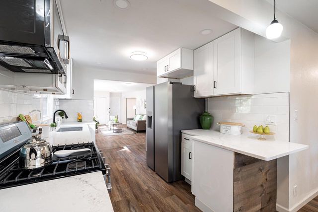 4575 N 44th STREET, Milwaukee, WI 53218