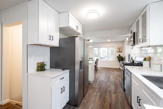 4575 N 44th STREET, Milwaukee, WI 53218