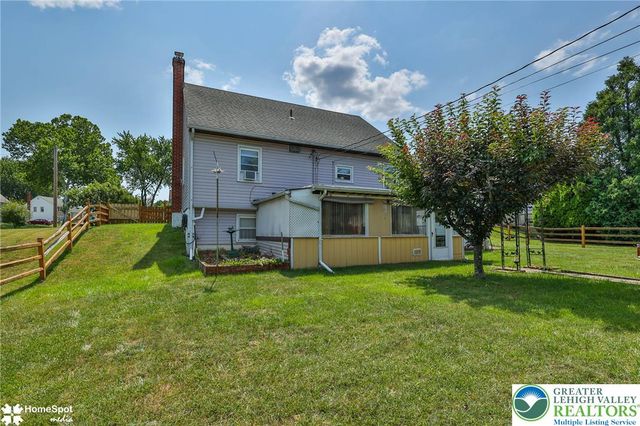 3069 Shakespeare Road, Bethlehem City, PA 18017