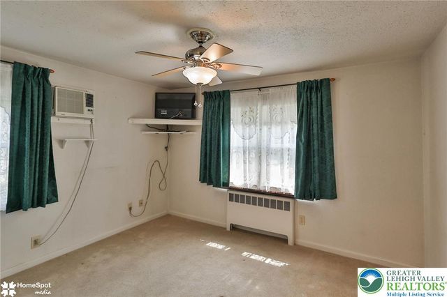 3069 Shakespeare Road, Bethlehem City, PA 18017