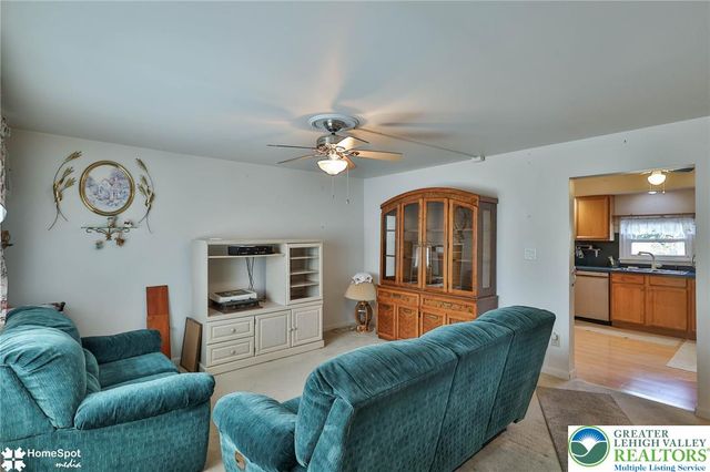 3069 Shakespeare Road, Bethlehem City, PA 18017