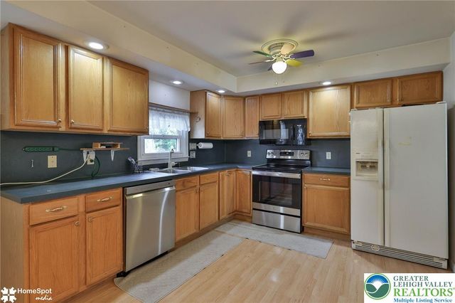 3069 Shakespeare Road, Bethlehem City, PA 18017