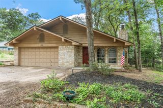 118 Sun City Lane, Conroe, TX 77304