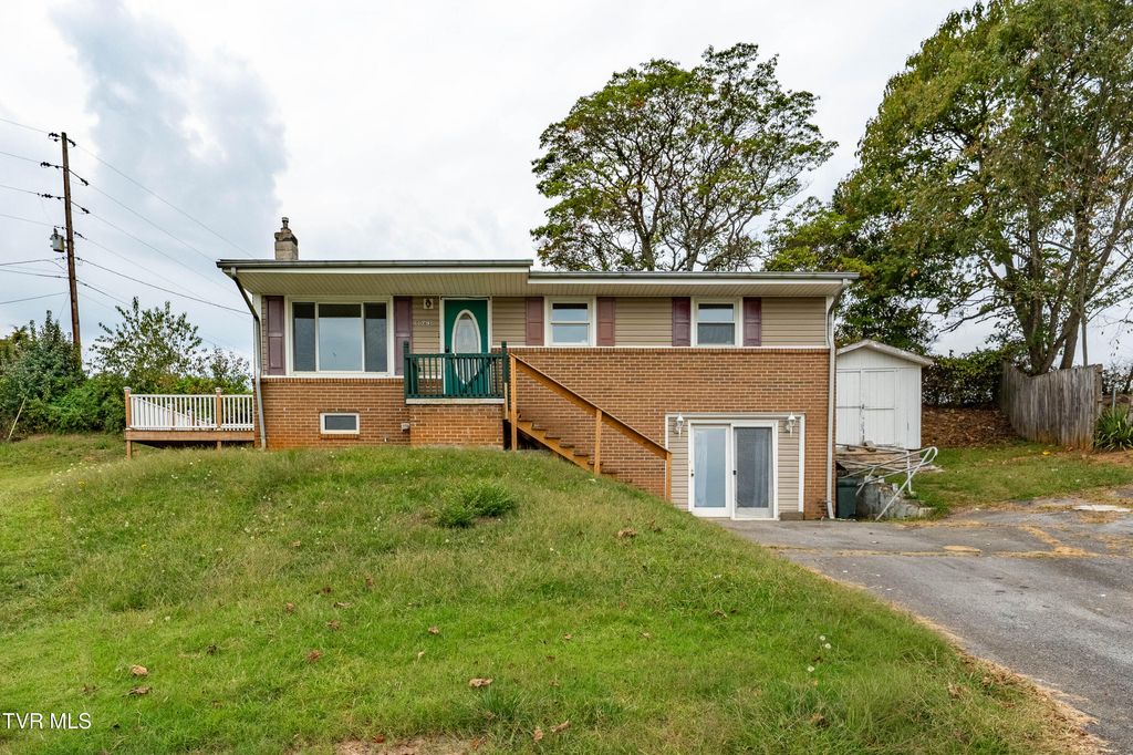 1063 Jessie Lane, Church Hill, TN 37642