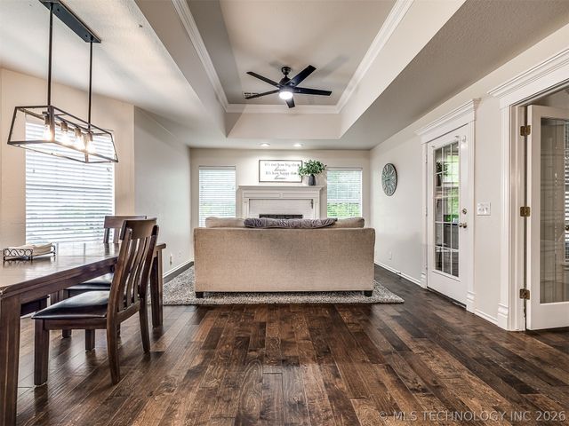 9208 N 132nd East Avenue, Owasso, OK 74055