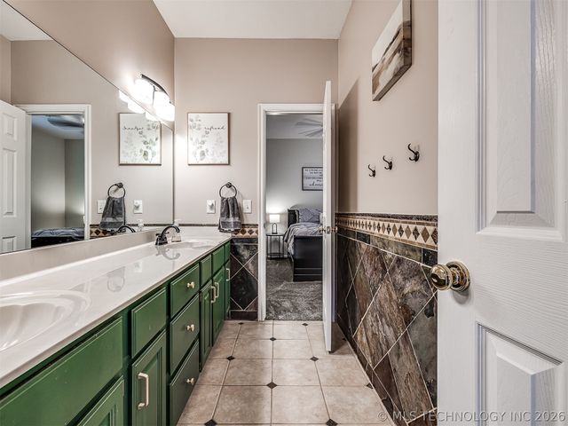 9208 N 132nd East Avenue, Owasso, OK 74055