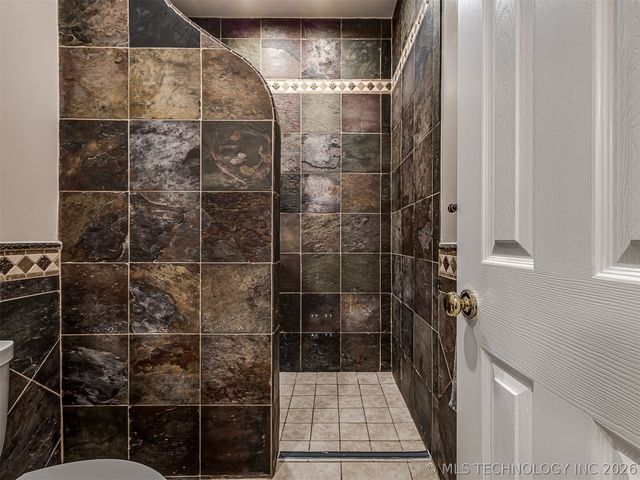 9208 N 132nd East Avenue, Owasso, OK 74055