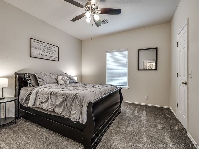 9208 N 132nd East Avenue, Owasso, OK 74055