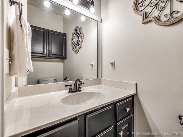 9208 N 132nd East Avenue, Owasso, OK 74055