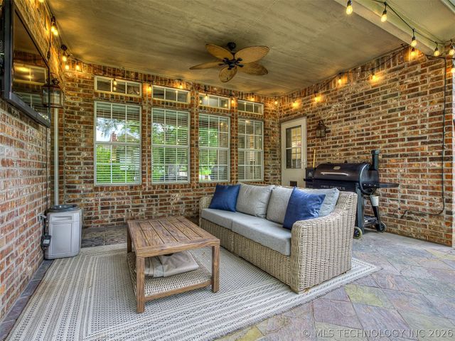 9208 N 132nd East Avenue, Owasso, OK 74055