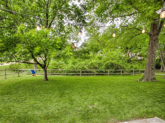 9208 N 132nd East Avenue, Owasso, OK 74055