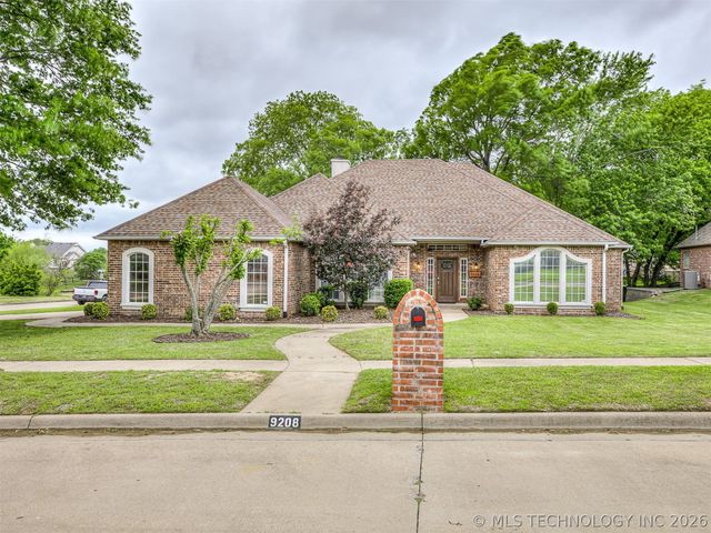 9208 N 132nd East Avenue, Owasso, OK 74055