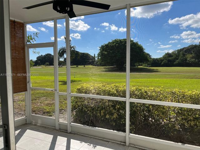 3100 N Palm Aire Dr 104, Pompano Beach, FL 33069