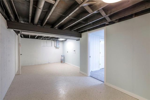 7627 Pawnee Street, Prairie Village, KS 66208