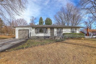 7627 Pawnee Street, Prairie Village, KS 66208