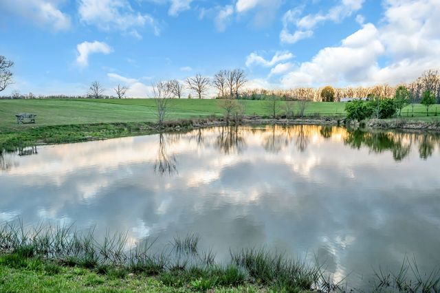 2280 CCC, Dickson, TN 37055