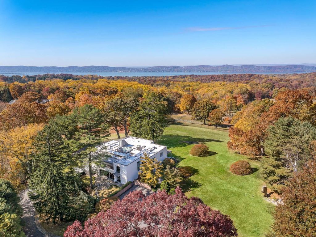 48 Raafenberg Road, Sleepy Hollow, NY 10591