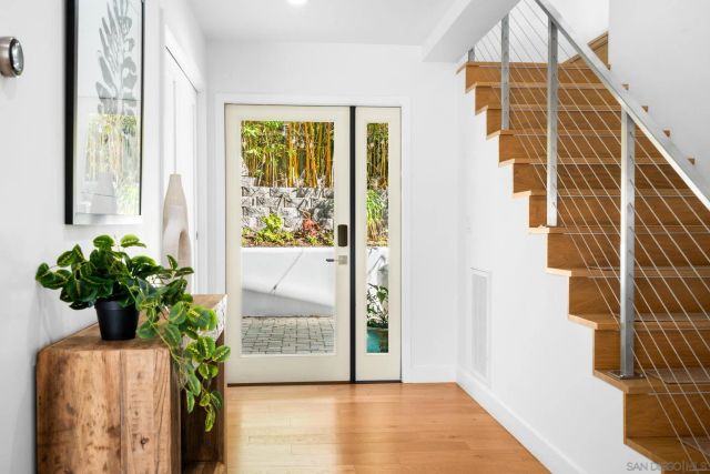 5663 Abalone Pl, La Jolla, CA 92037