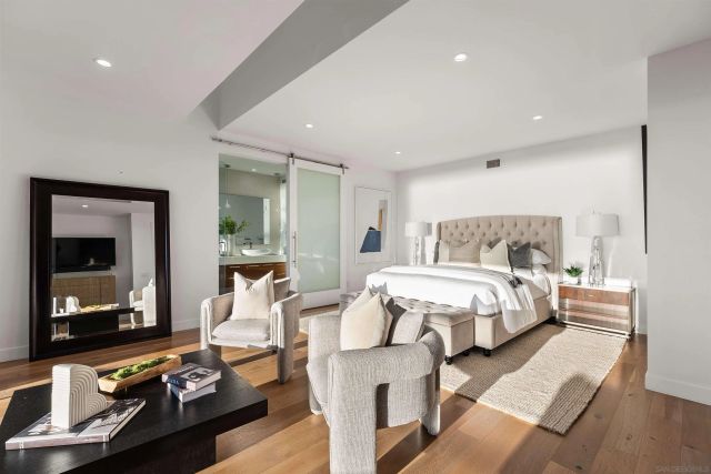 5663 Abalone Pl, La Jolla, CA 92037