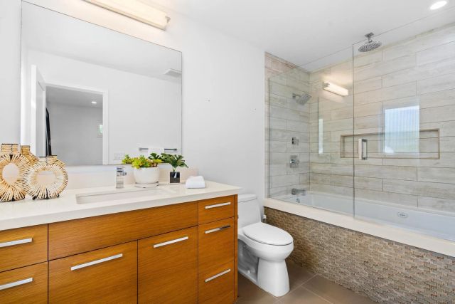 5663 Abalone Pl, La Jolla, CA 92037