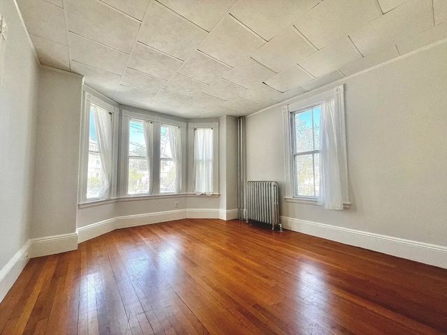 45 Crescent Ave 1, Chelsea, MA 02150