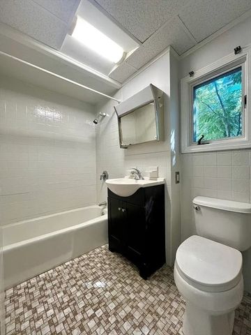 45 Crescent Ave 1, Chelsea, MA 02150