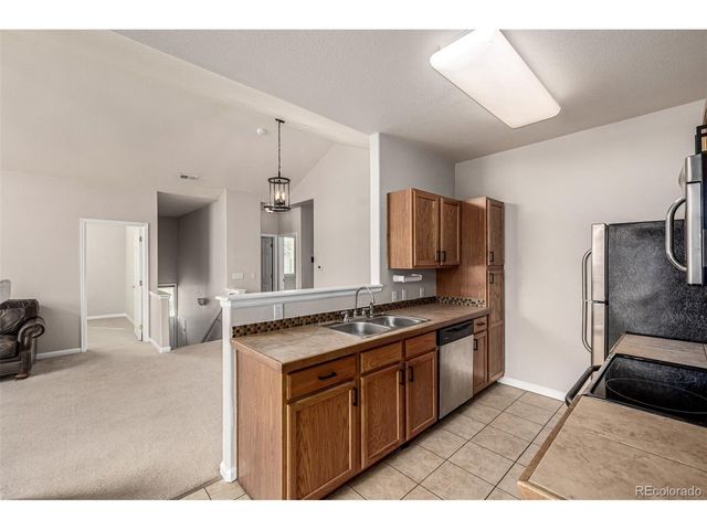 22675 E Ontario Dr. Dr 202, Aurora, CO 80016