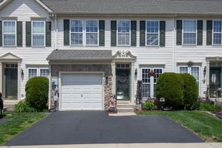 2665 CRABAPPLE CIR, Perkasie, PA 18944