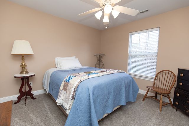 106 Bedrock Dr, White House, TN 37188